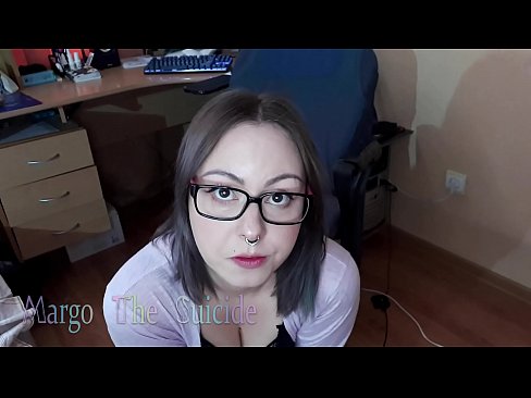 ❤️ Seksi djevojka s naočalama duboko siše dildo na kameri Seks video u pornografiji hr.klassikaprint.ru ❌❤